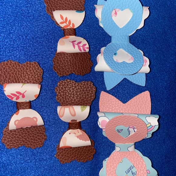 Bows - Picture 1 of 1